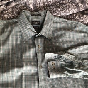 Arrow XL 17-17.5 neck Long Sleeve Dress Shirt Plaid Grayish Green Color